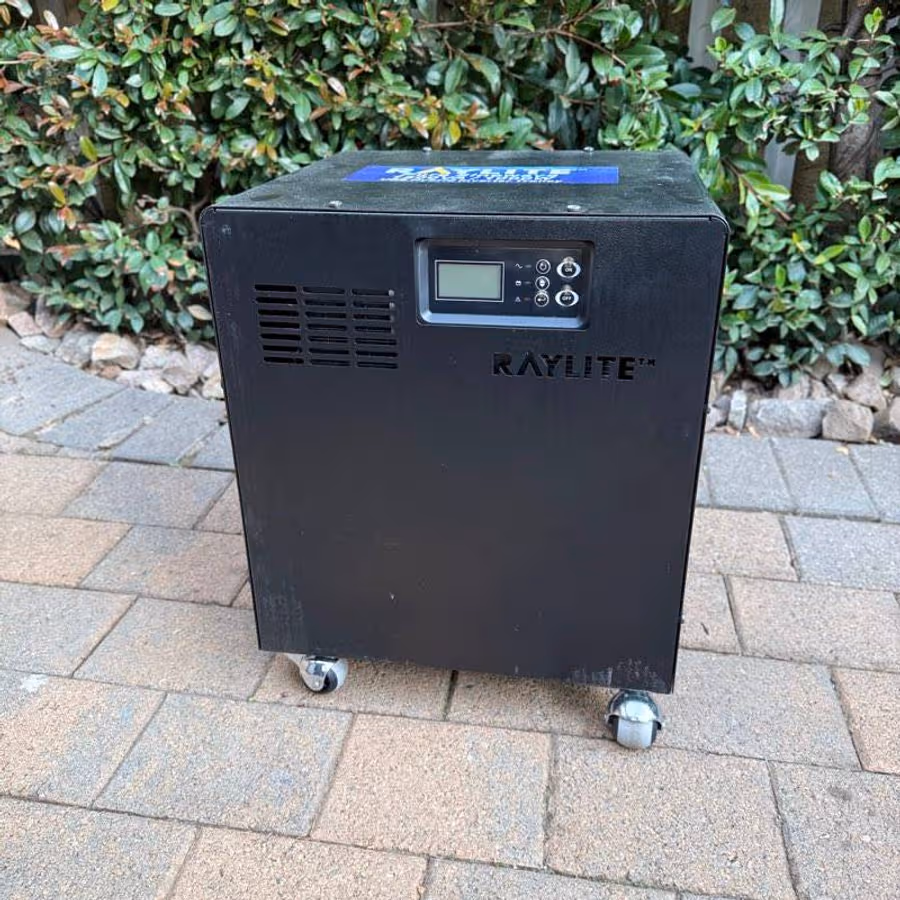 Raylite 1500VA/1000W Pure Sinewave UPS Hybrid Inverter Trolley.