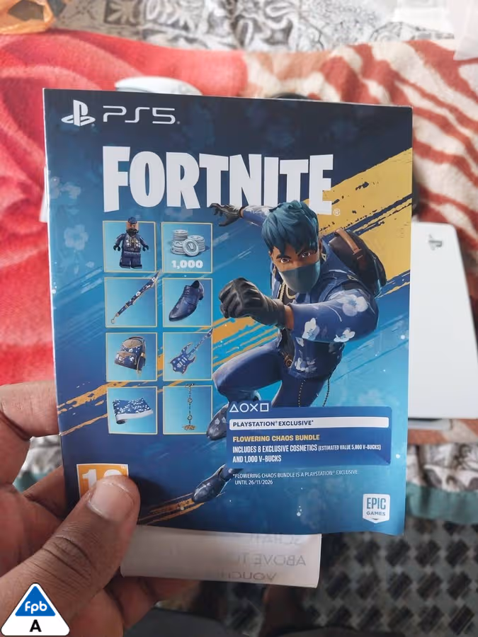 Fortnite Flowering Chaos Bundle + 1,000 V-Bucks voucher