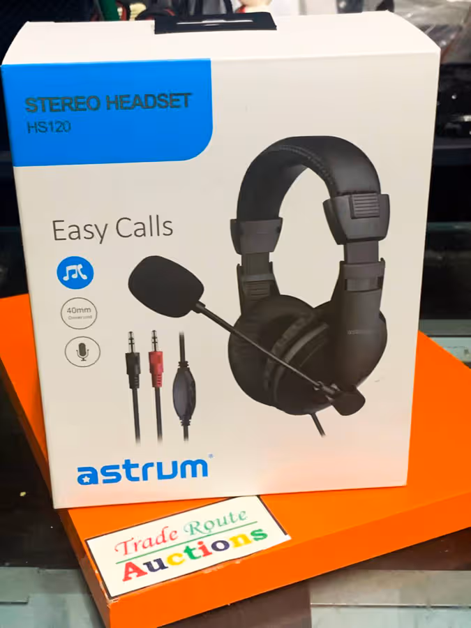 Large Stereo Headphones with Mic Astrum HS120